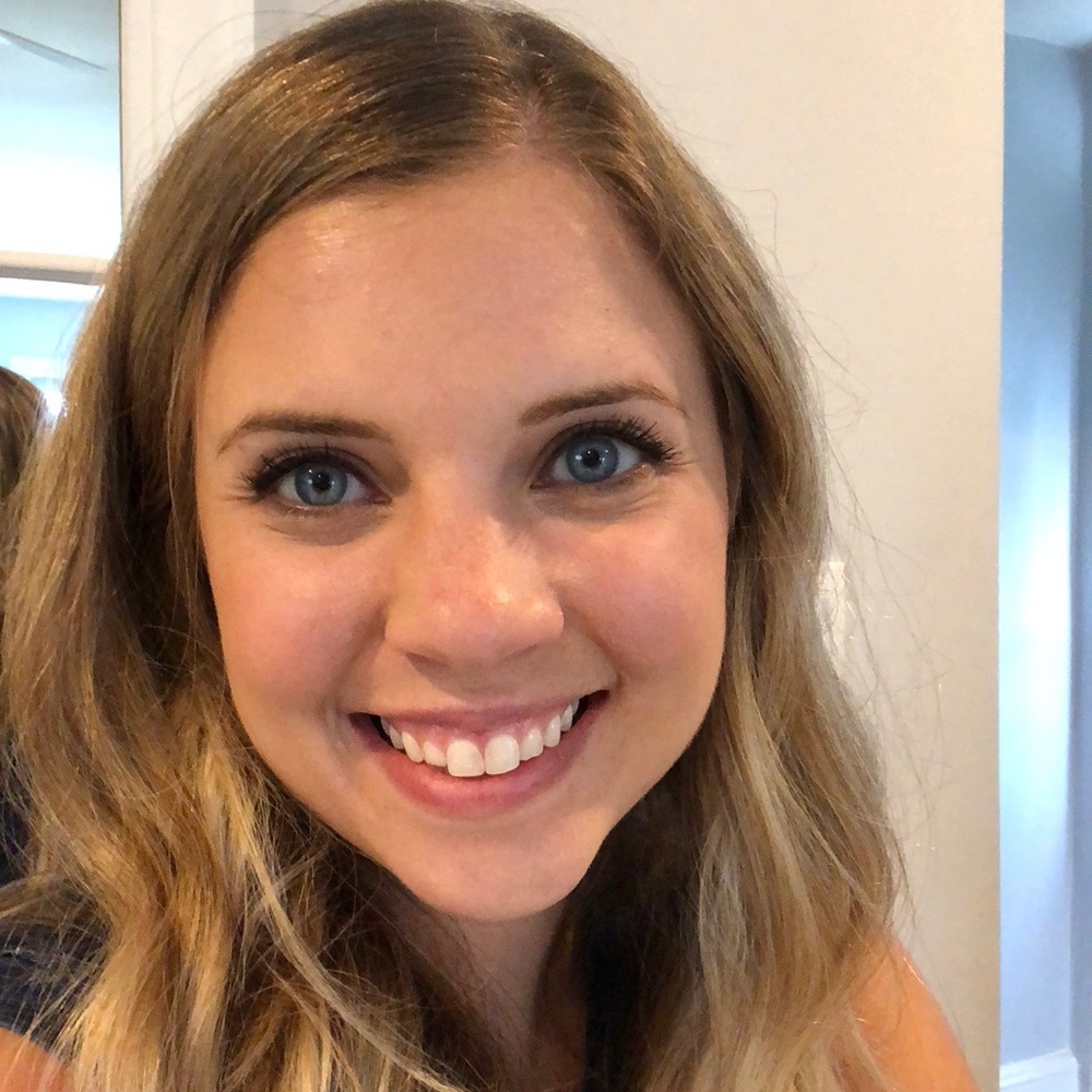 Meet your Posher, Nicole